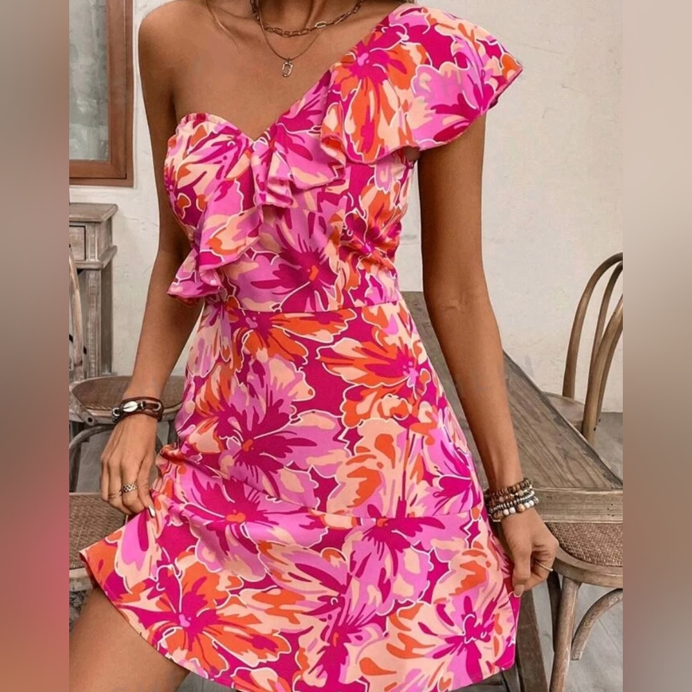 🌺🌼🌸🌹🌺🌼. 🚨 Sale 🚨 Women's tropical one shoulder dress